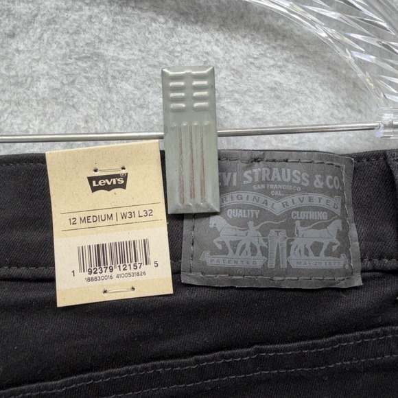 Levis 724 Jeans Womens 12 Black High Rise Slim Straight Hypersoft Stretch Denim - Picture 9 of 12